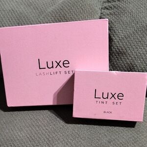 Luxe Lashlift and Tint Set in Soft Pink and Black